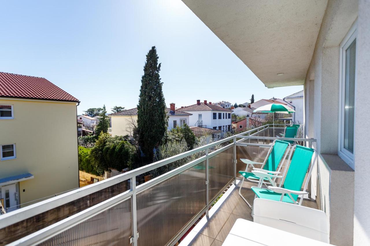 Golden Island Apartments Krk Town Esterno foto