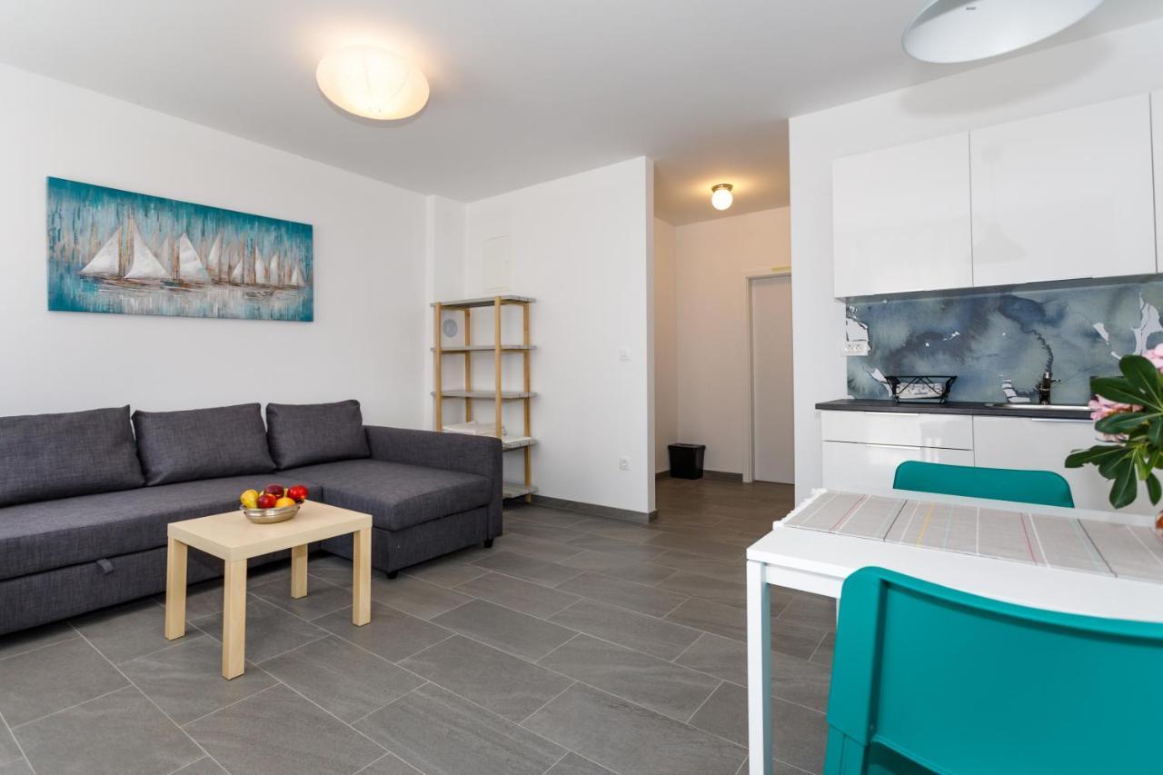 Golden Island Apartments Krk Town Esterno foto