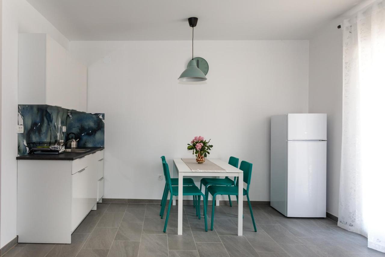 Golden Island Apartments Krk Town Esterno foto