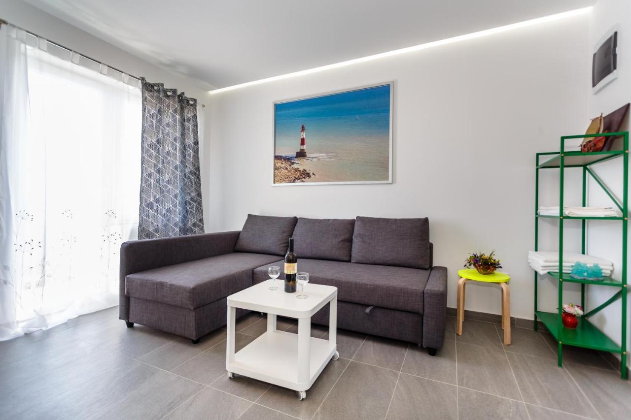 Golden Island Apartments Krk Town Esterno foto
