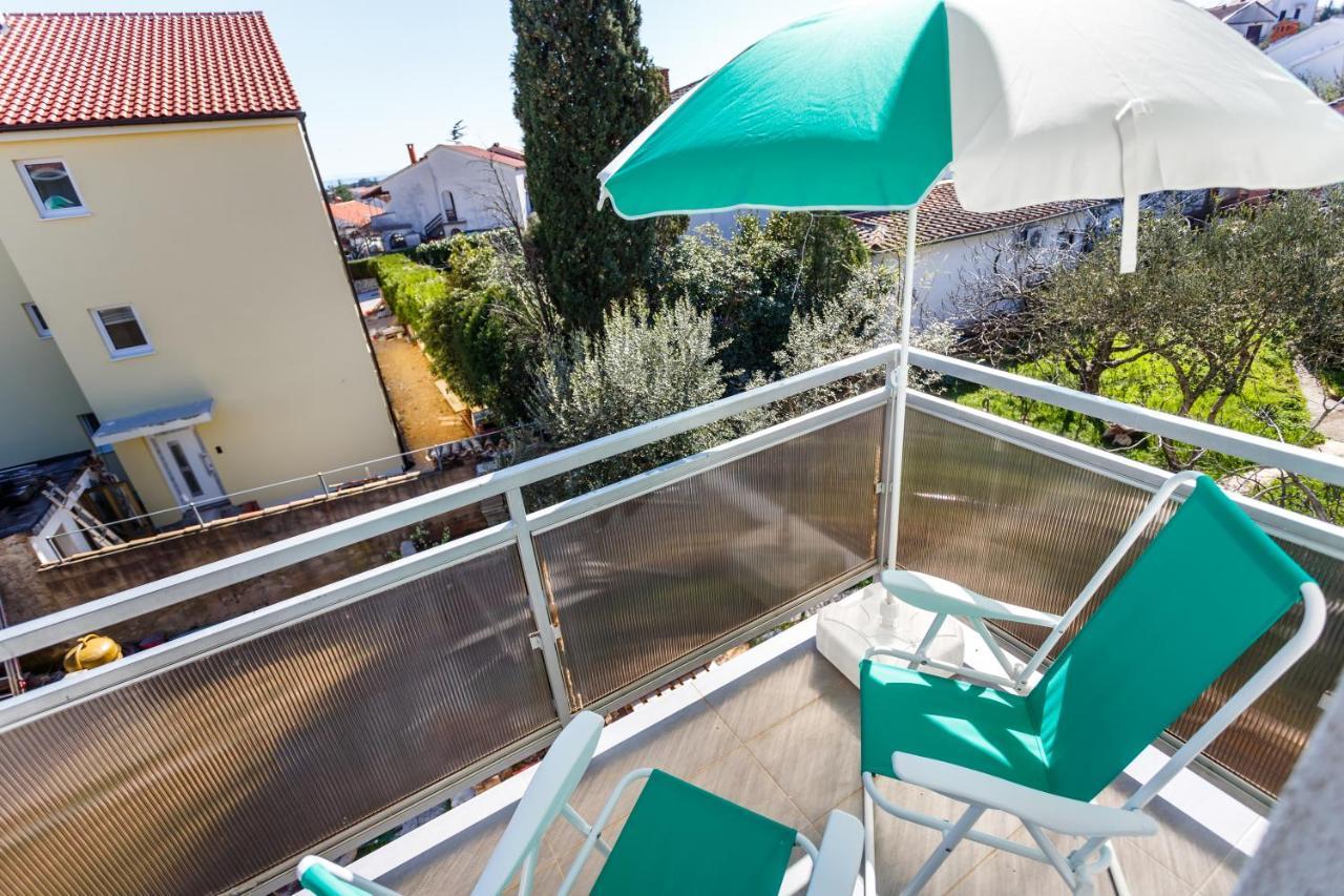 Golden Island Apartments Krk Town Esterno foto