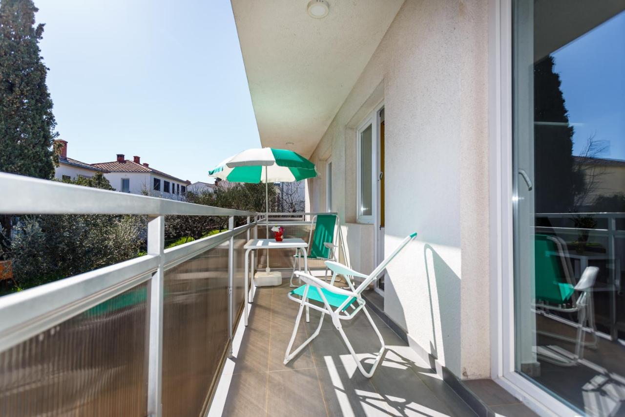 Golden Island Apartments Krk Town Esterno foto