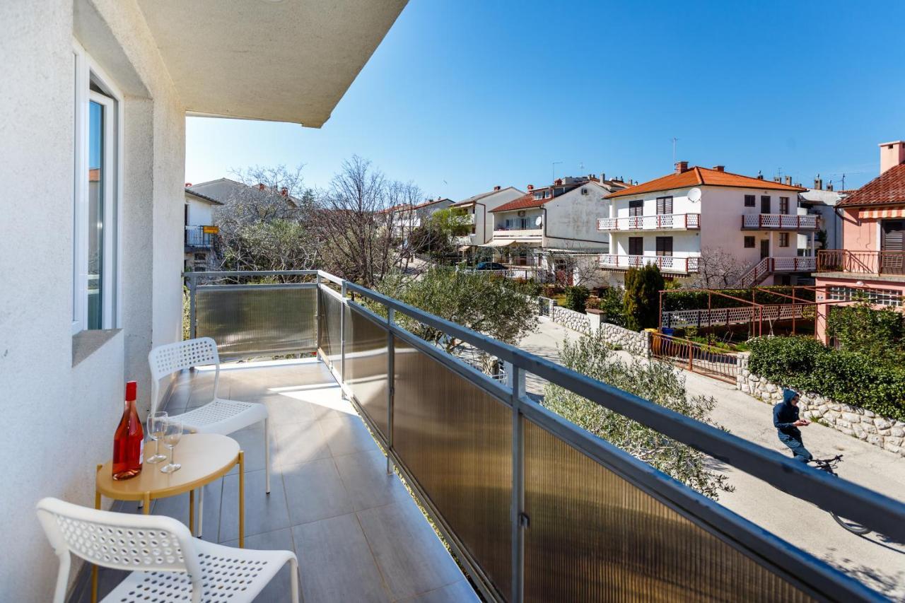 Golden Island Apartments Krk Town Esterno foto