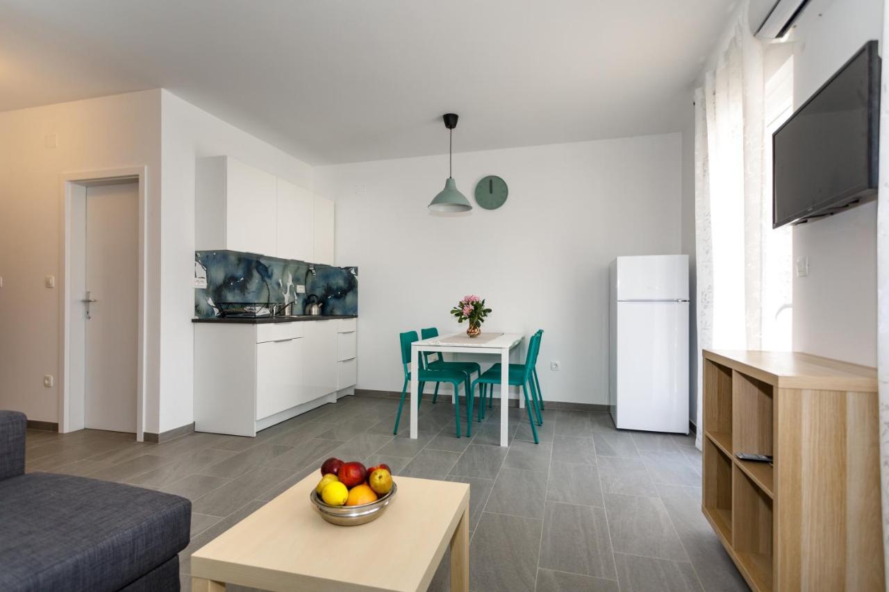 Golden Island Apartments Krk Town Esterno foto
