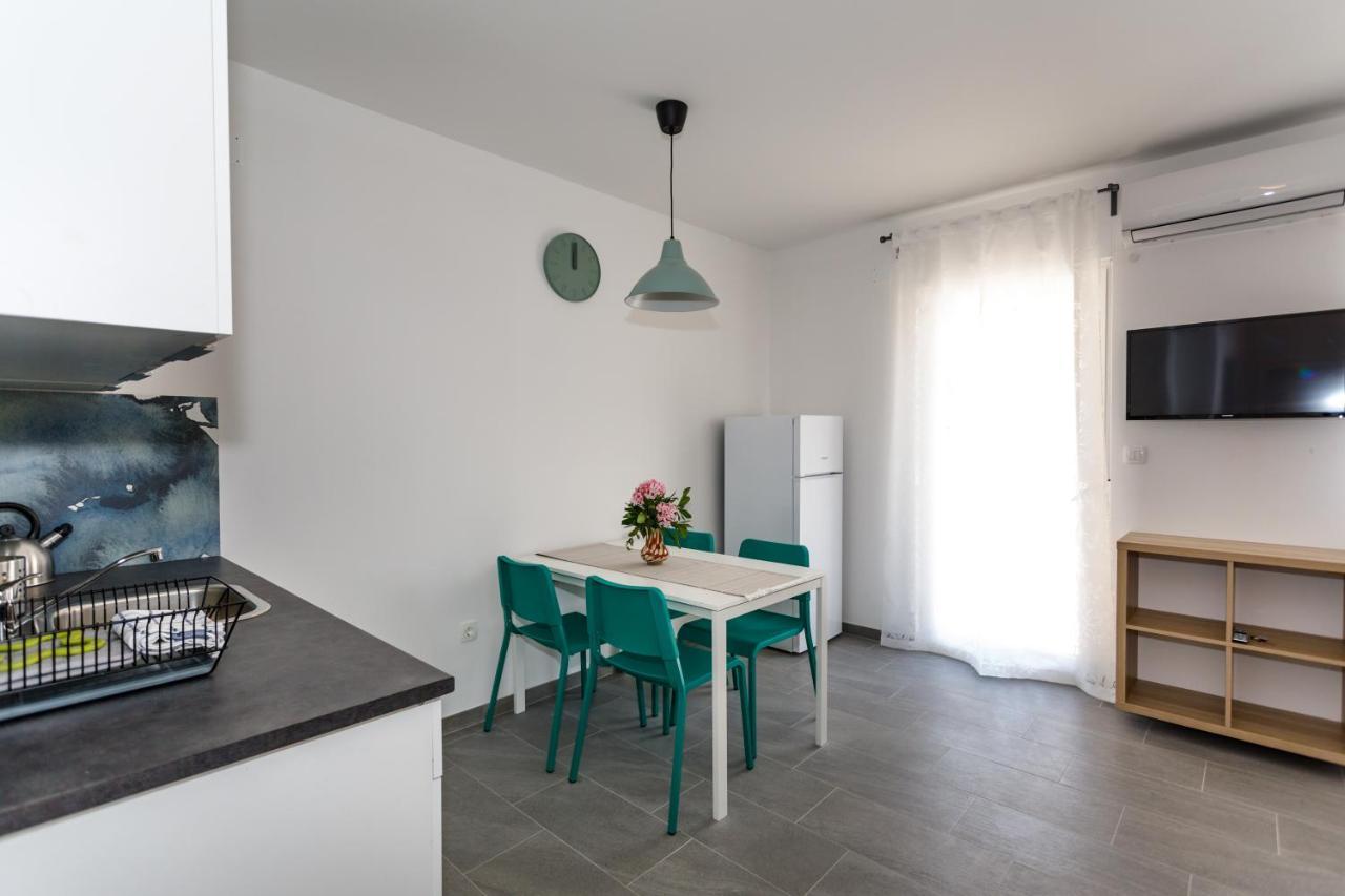 Golden Island Apartments Krk Town Esterno foto