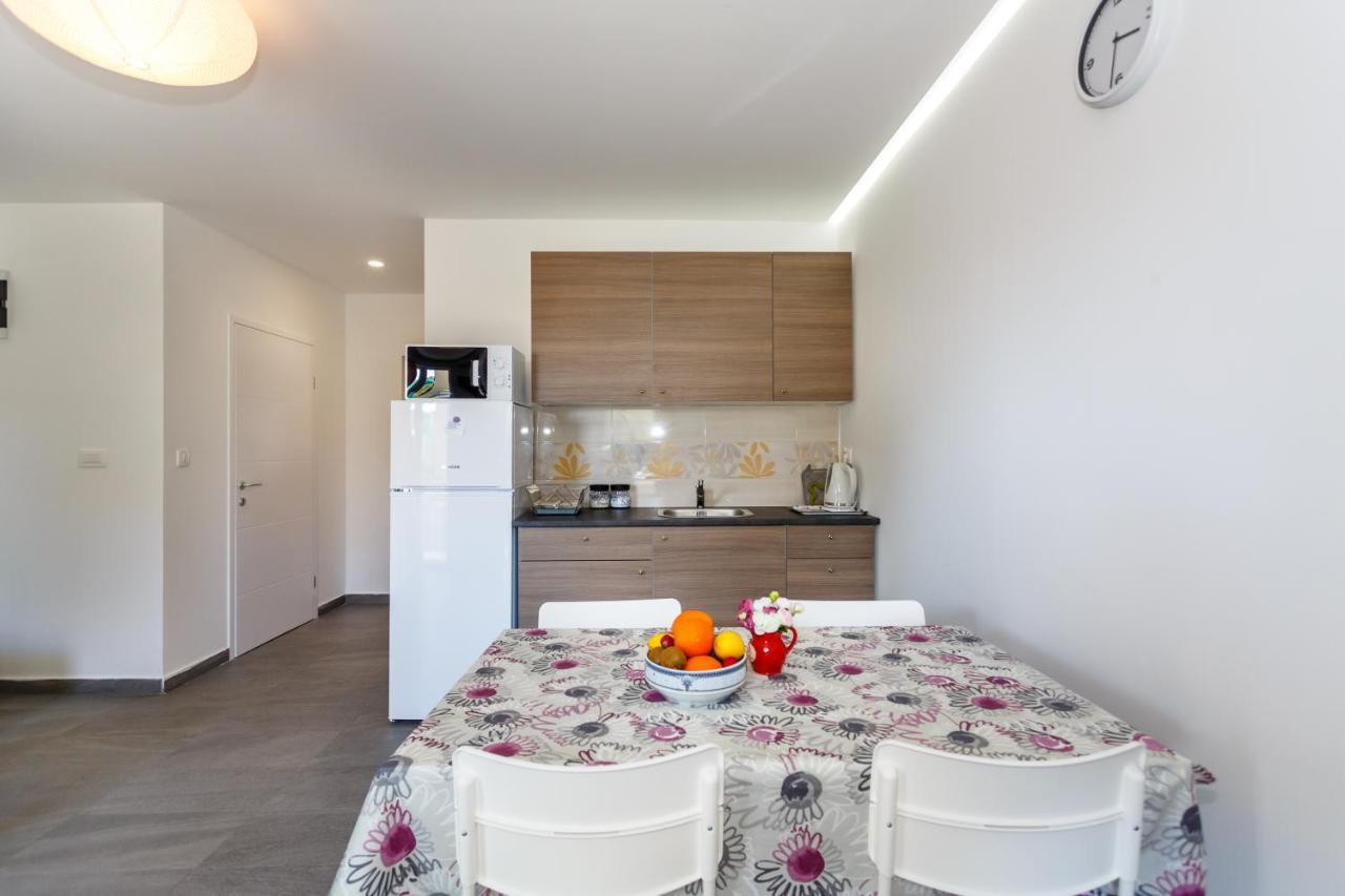 Golden Island Apartments Krk Town Esterno foto