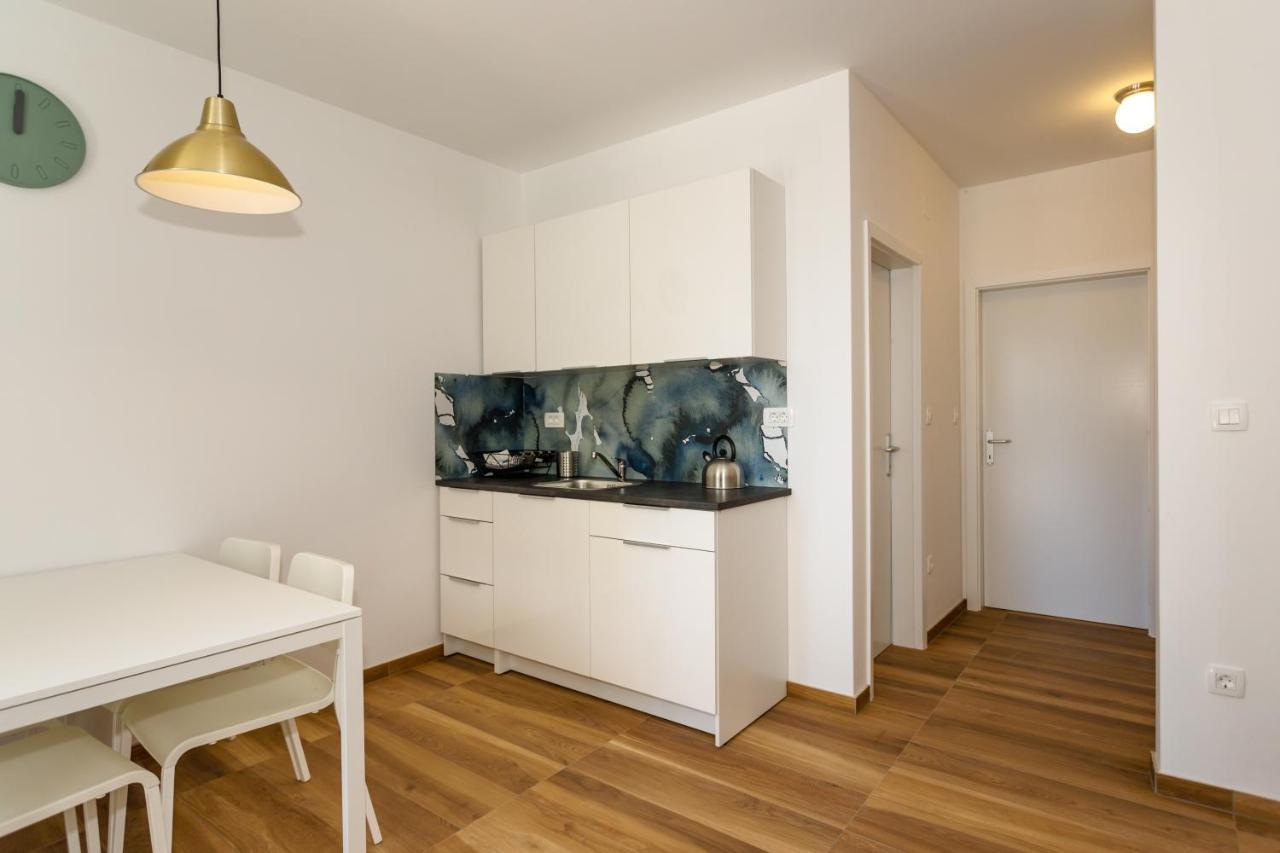 Golden Island Apartments Krk Town Esterno foto